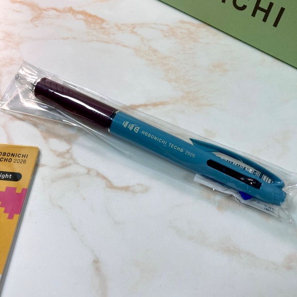 2026 Hobonichi Robot Paperweight & Multi-Color Pen - Picture 4 of 8
